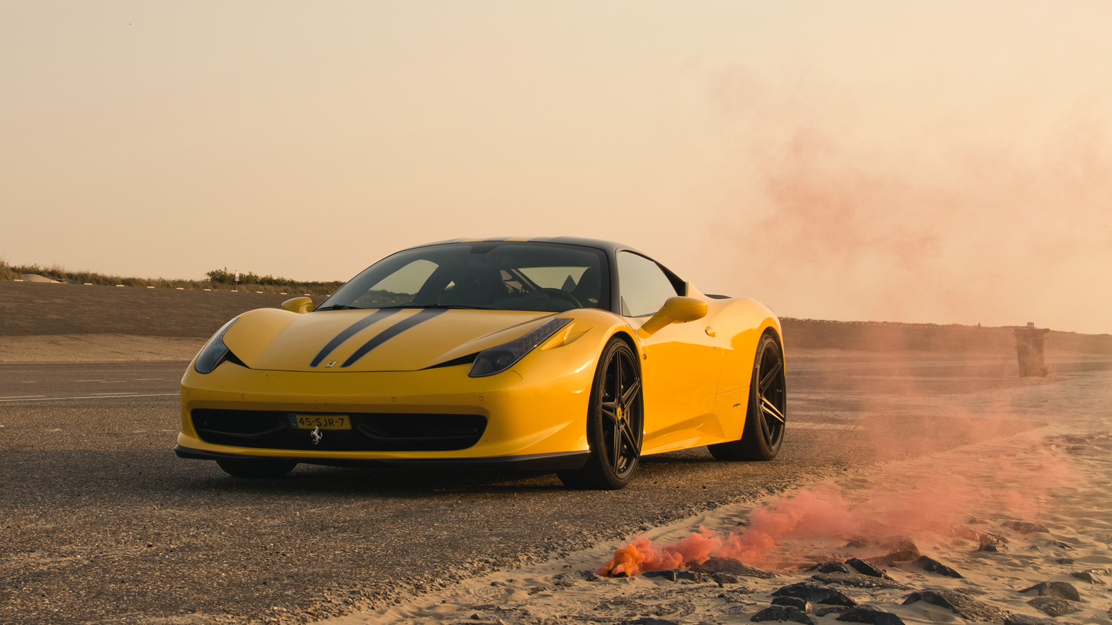 Behind-the-Scenes-Ferrari-458-Italia-Photoshoot-10